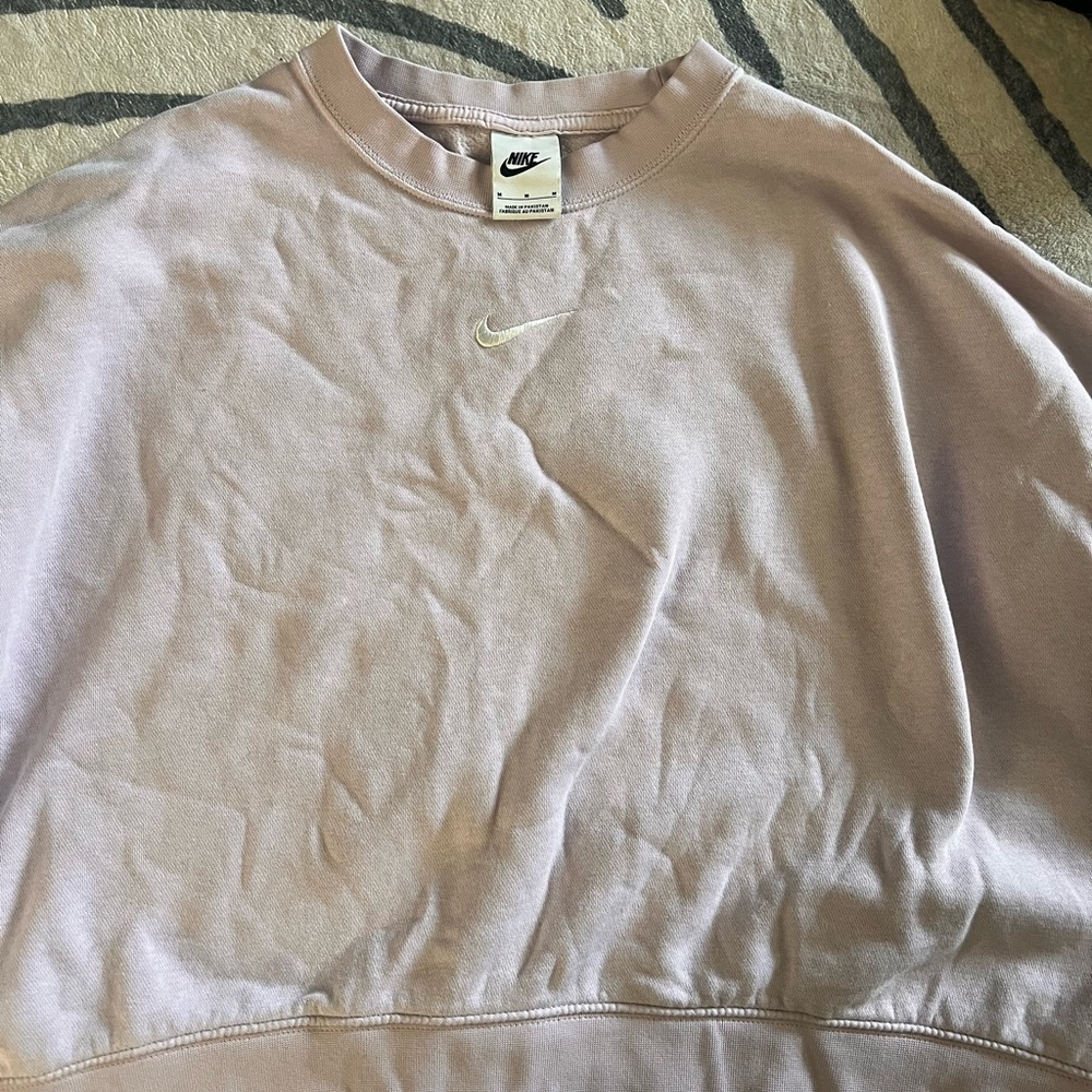 Nike Women's Soft Purple Sweatshirt - Picture 2 of 4